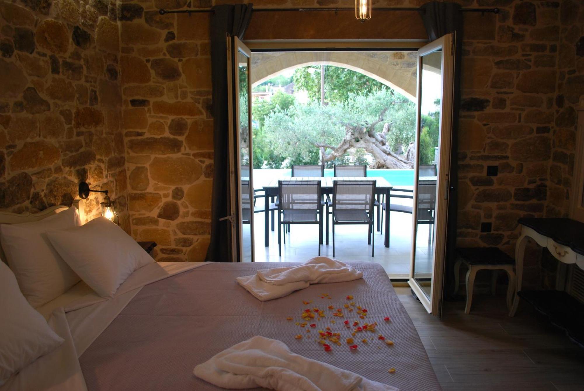 Villa Antonousa - Private Pool Oasis Kera  Ngoại thất bức ảnh